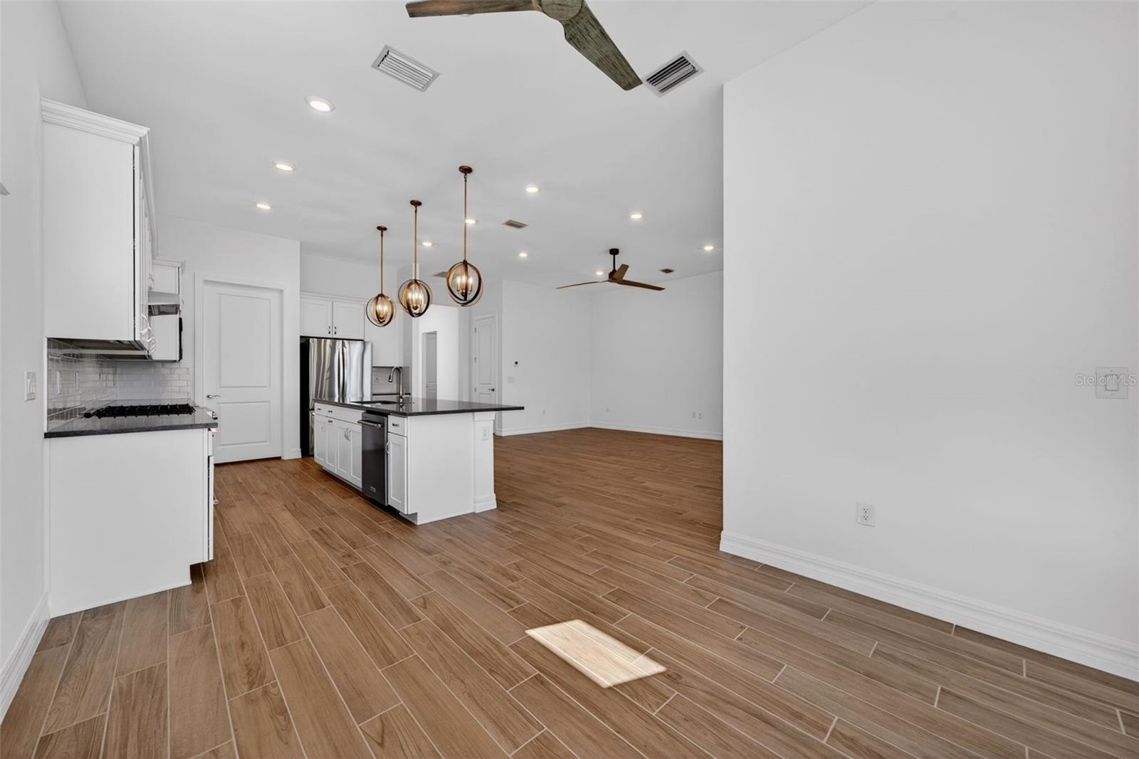 25544 EMERALD BEND CIR, ENGLEWOOD, FL, 34223