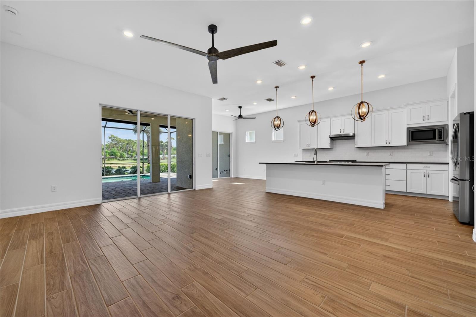 25544 EMERALD BEND CIR, ENGLEWOOD, FL, 34223