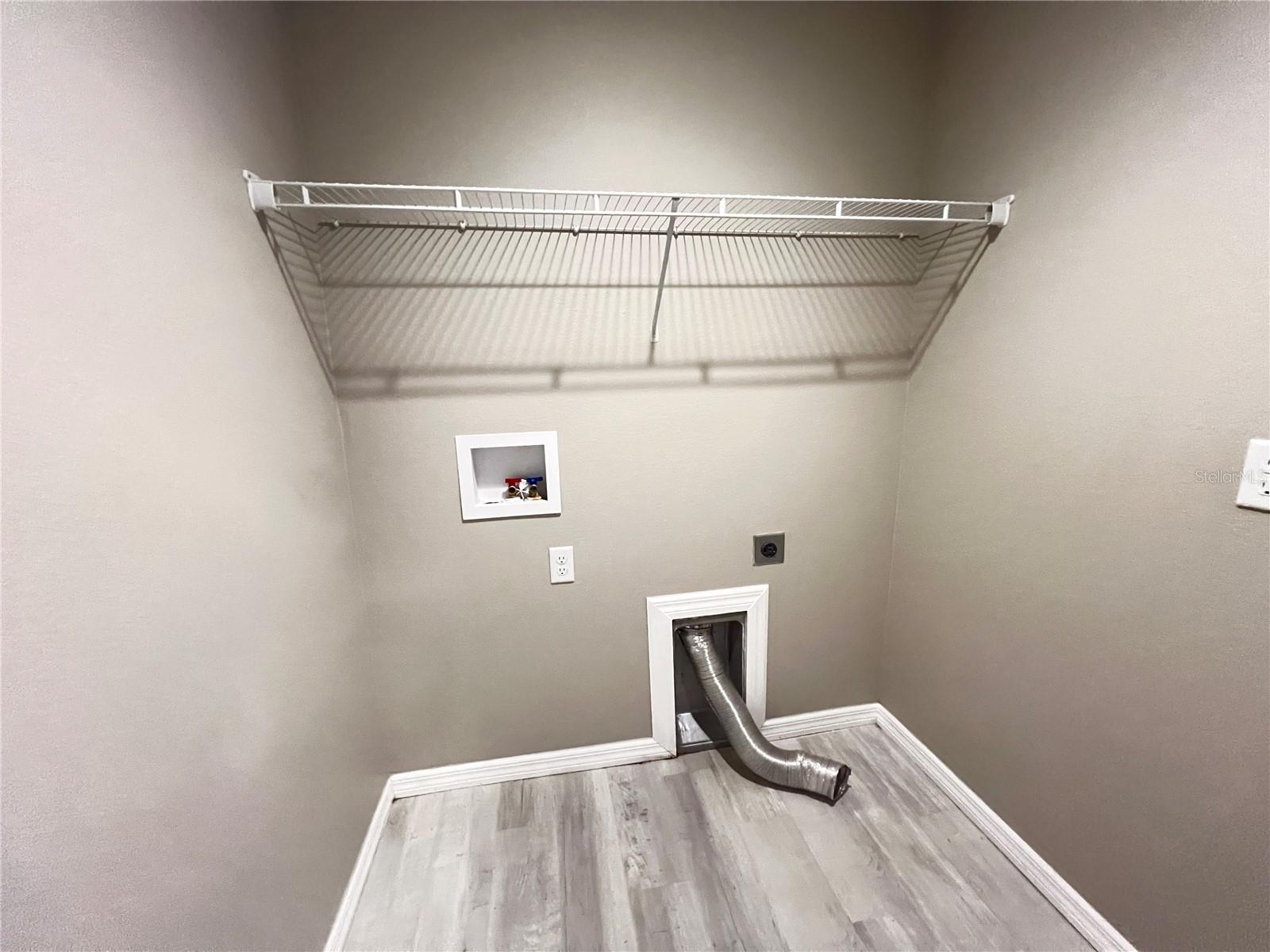 8 FISHER LOOP CRSE, OCKLAWAHA, FL, 32179