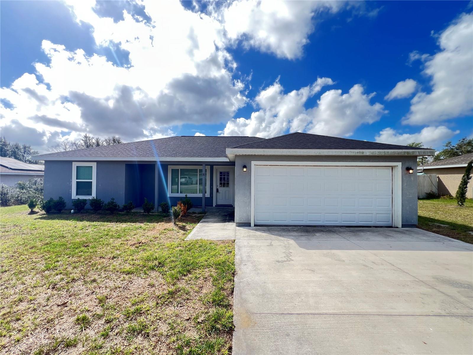 8 FISHER LOOP CRSE, OCKLAWAHA, FL, 32179