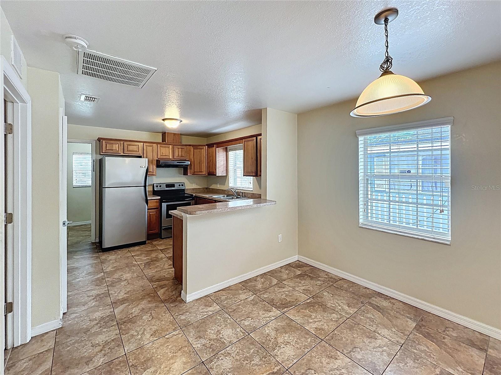 838 N IOWA AVE, LAKELAND, FL, 33801