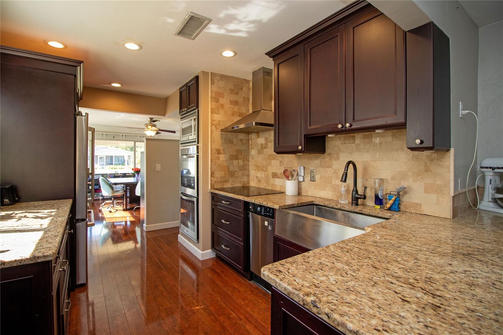 5335 8TH AVE N, ST PETERSBURG, FL, 33710