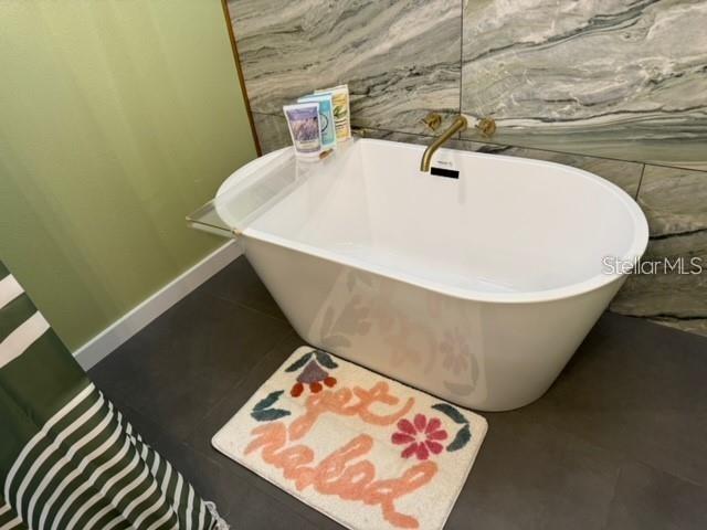 1410 W HUMPHREY ST, TAMPA, FL, 33604