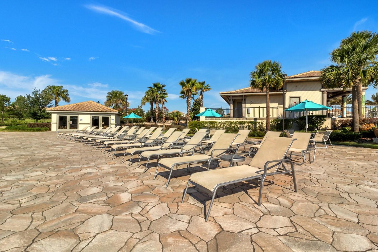 8876 CABOT CLIFFS DR, DAVENPORT, FL, 33896