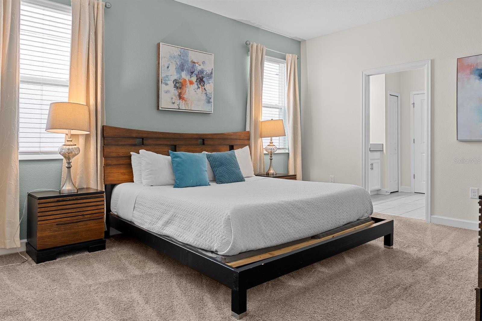 8876 CABOT CLIFFS DR, DAVENPORT, FL, 33896