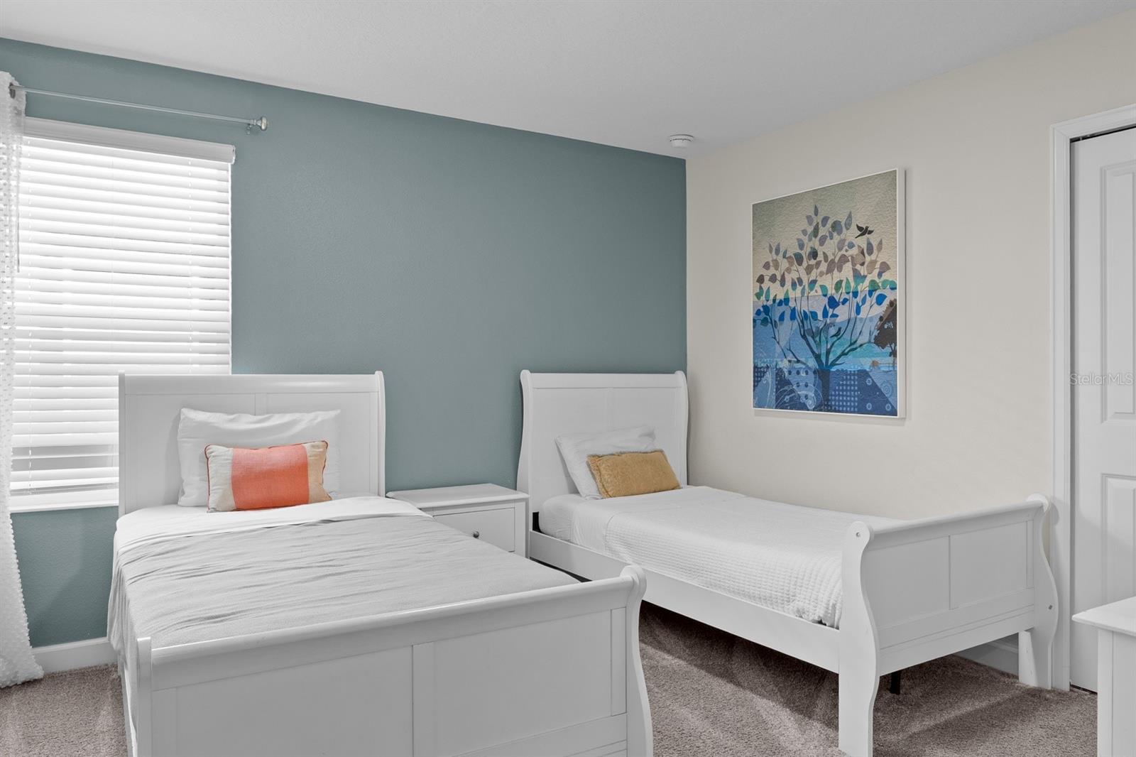 8876 CABOT CLIFFS DR, DAVENPORT, FL, 33896