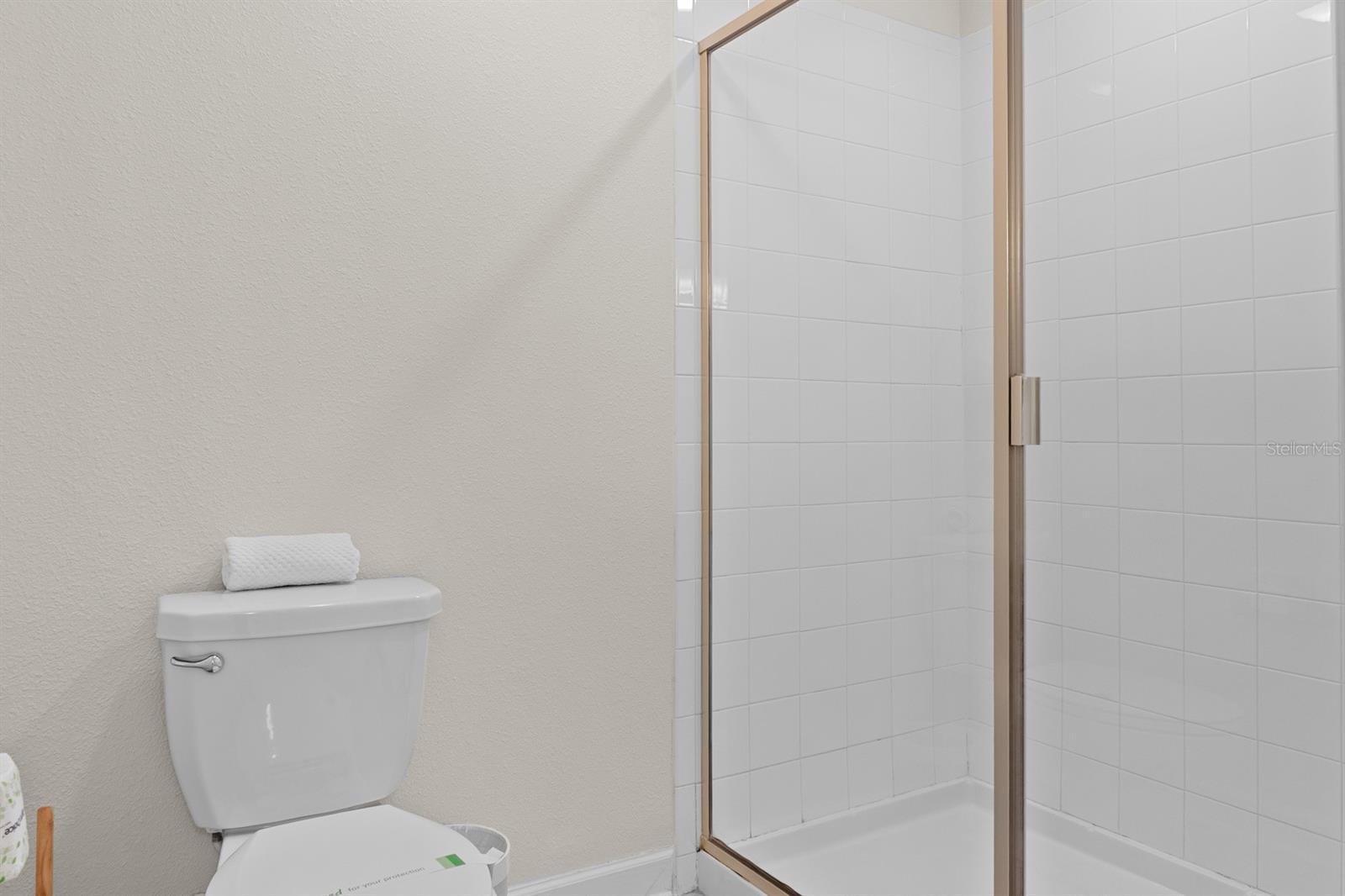 8876 CABOT CLIFFS DR, DAVENPORT, FL, 33896