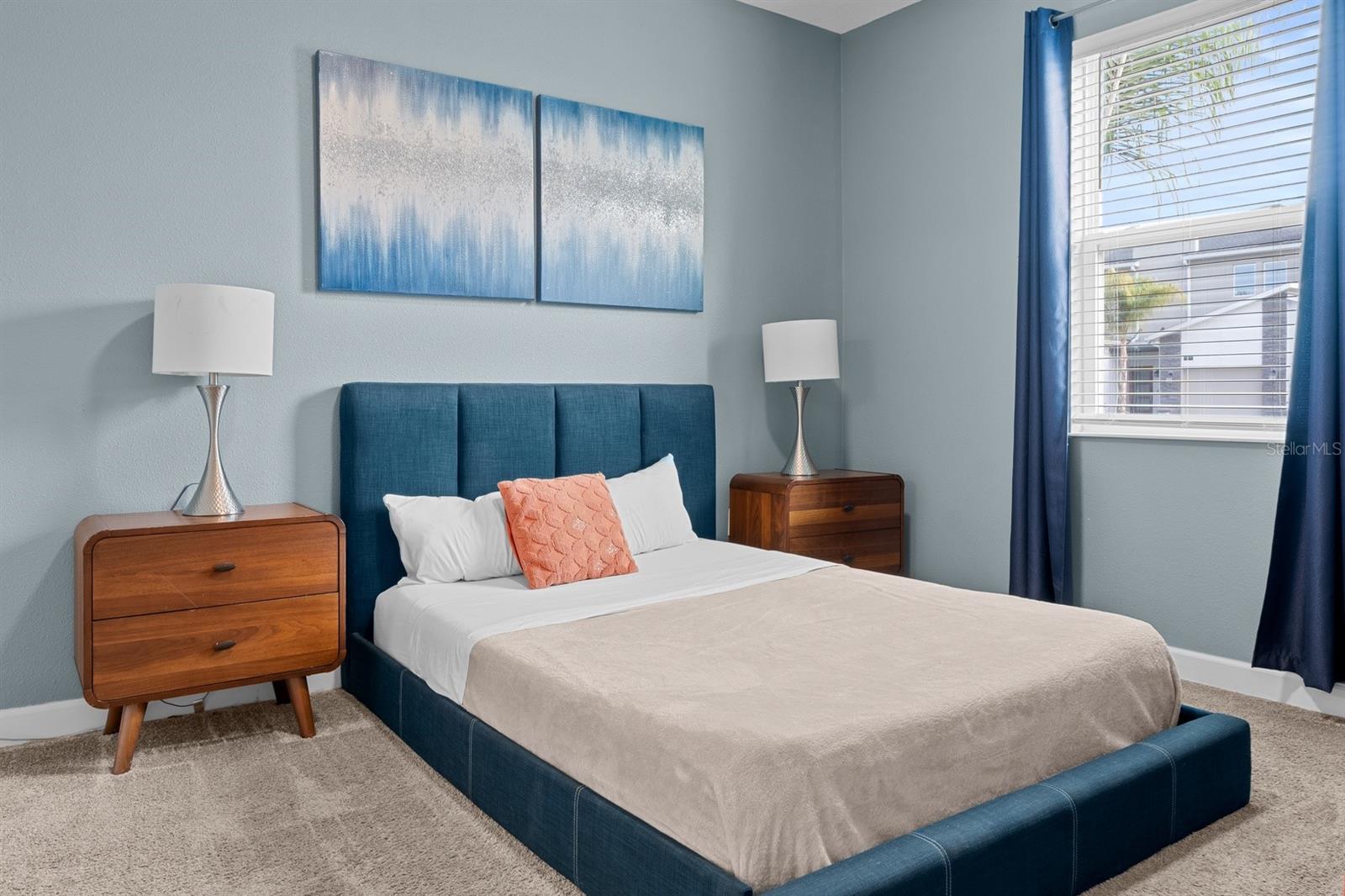 8876 CABOT CLIFFS DR, DAVENPORT, FL, 33896