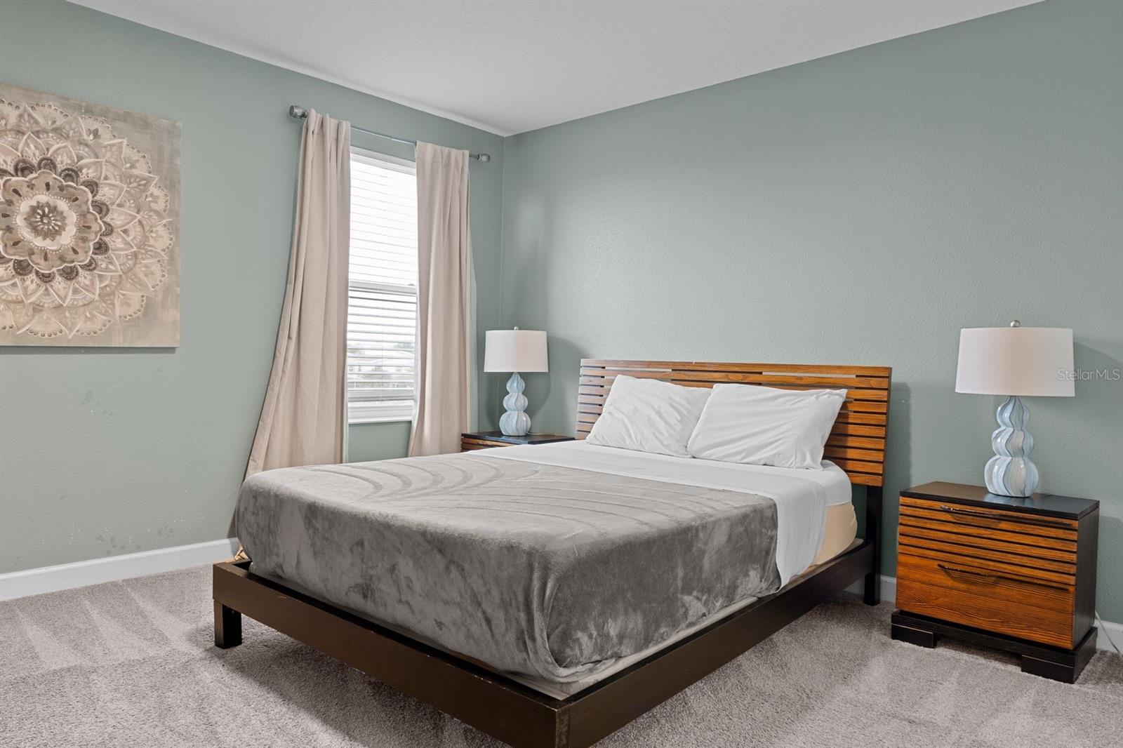 8876 CABOT CLIFFS DR, DAVENPORT, FL, 33896