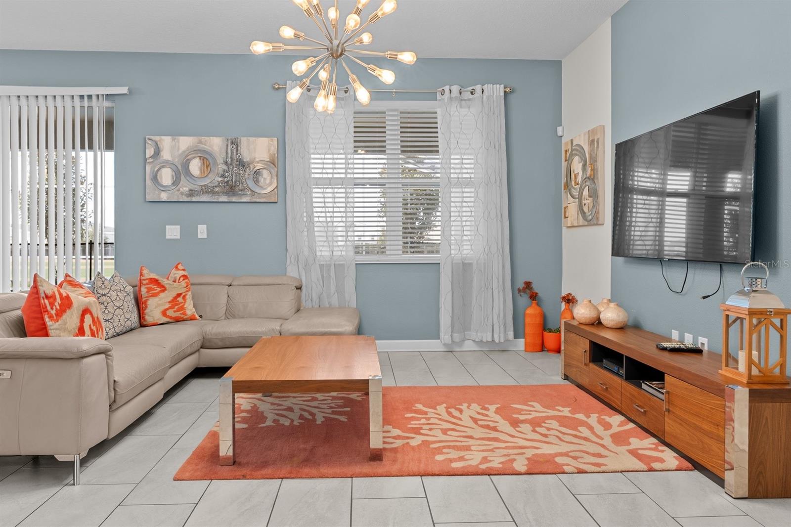 8876 CABOT CLIFFS DR, DAVENPORT, FL, 33896