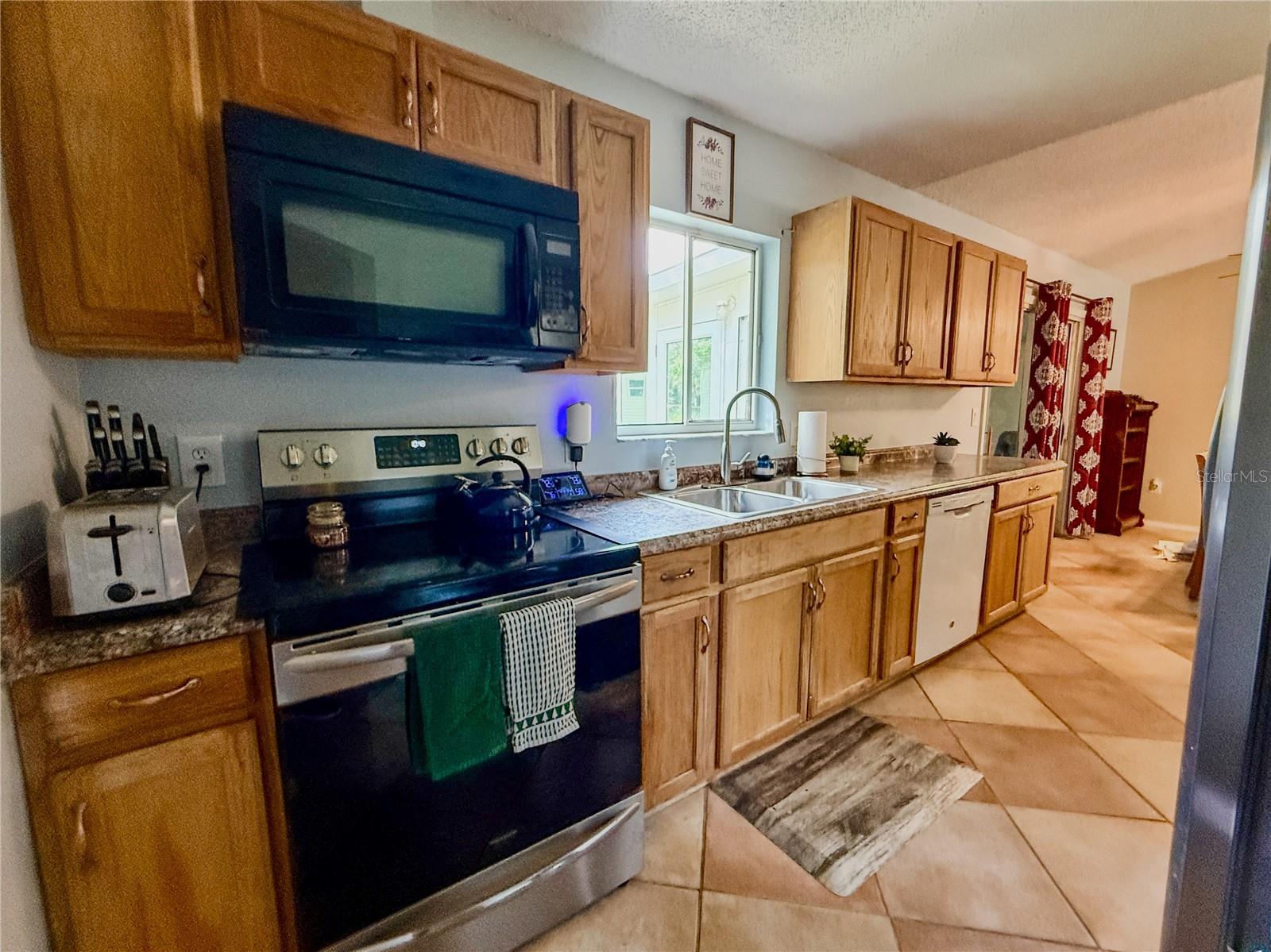 301 OAK TRACK DR, OCALA, FL, 34472