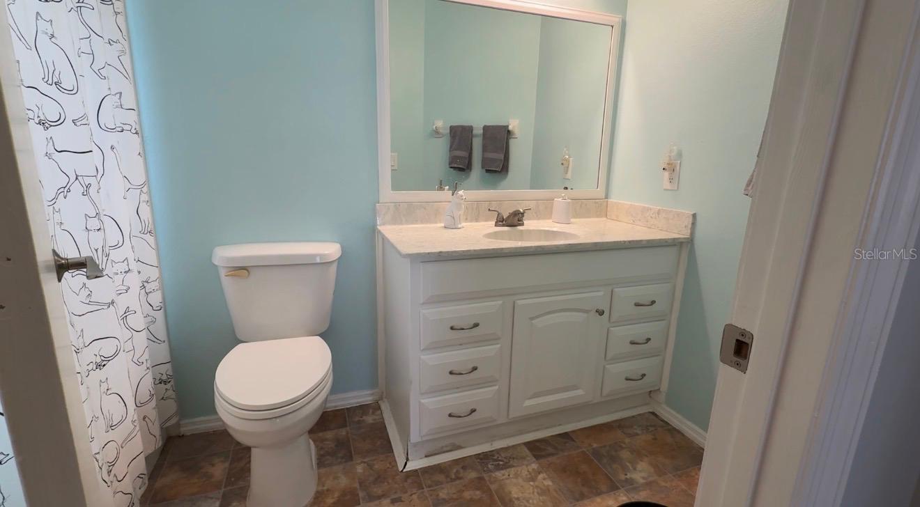 301 OAK TRACK DR, OCALA, FL, 34472