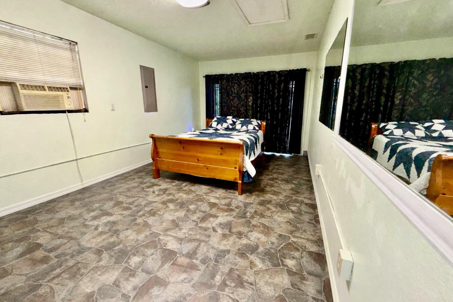 301 OAK TRACK DR, OCALA, FL, 34472