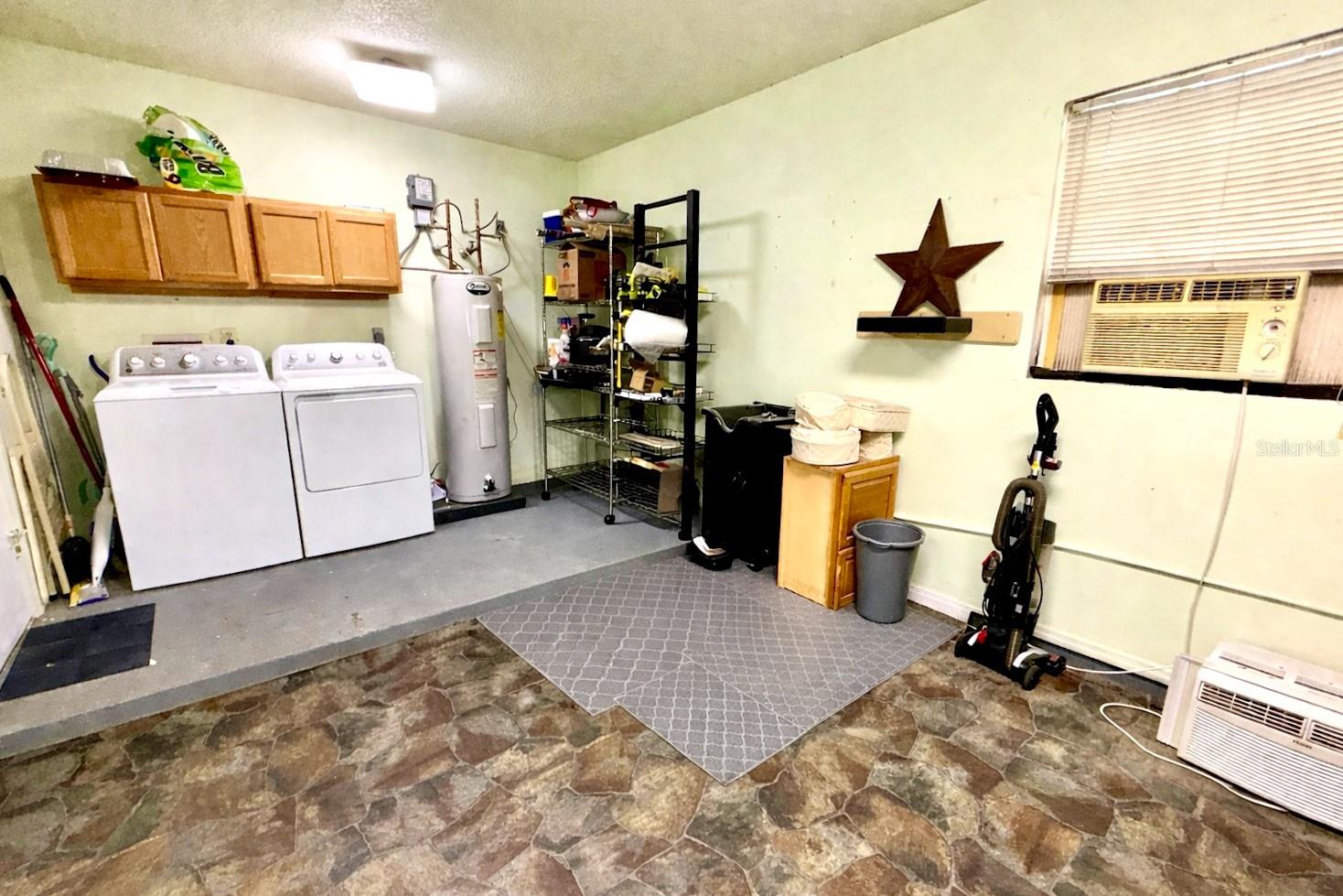 301 OAK TRACK DR, OCALA, FL, 34472