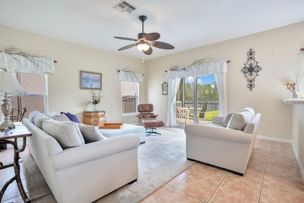 9789 PORTOFINO DR, ORLANDO, FL, 32832