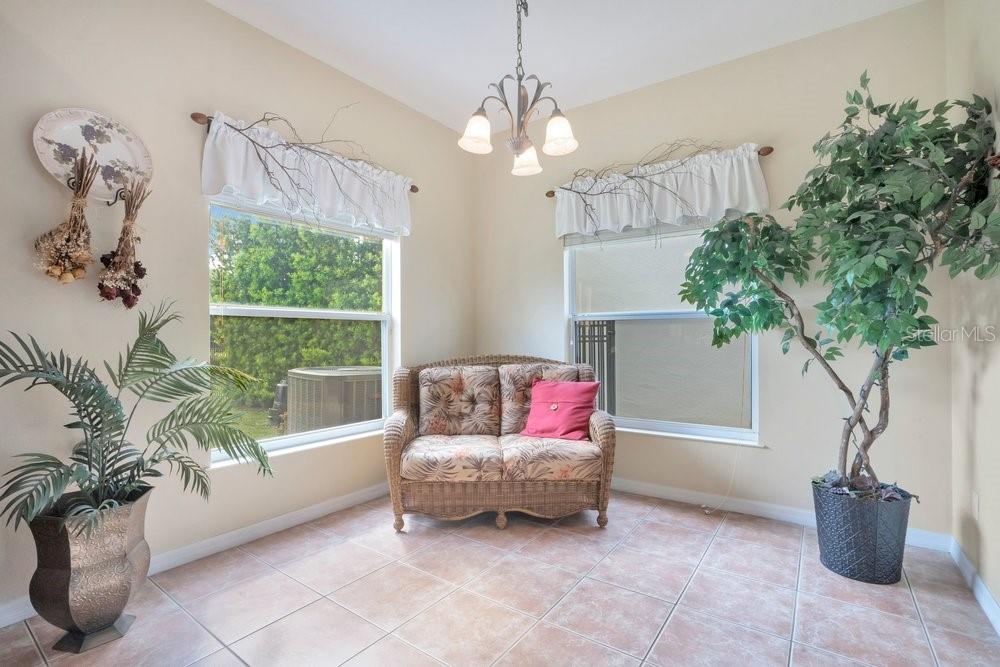 9789 PORTOFINO DR, ORLANDO, FL, 32832