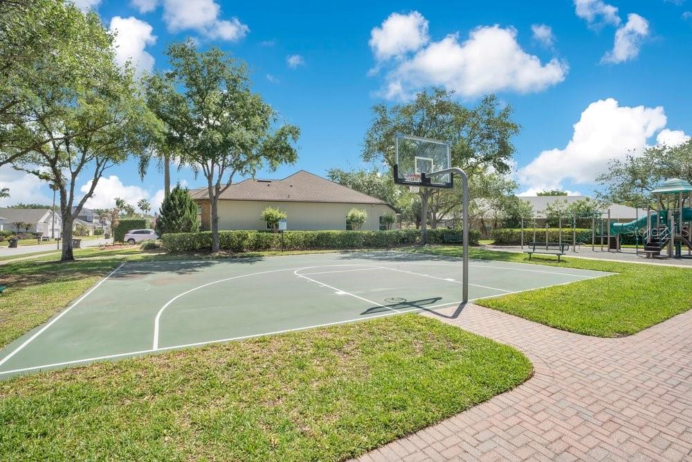 9789 PORTOFINO DR, ORLANDO, FL, 32832