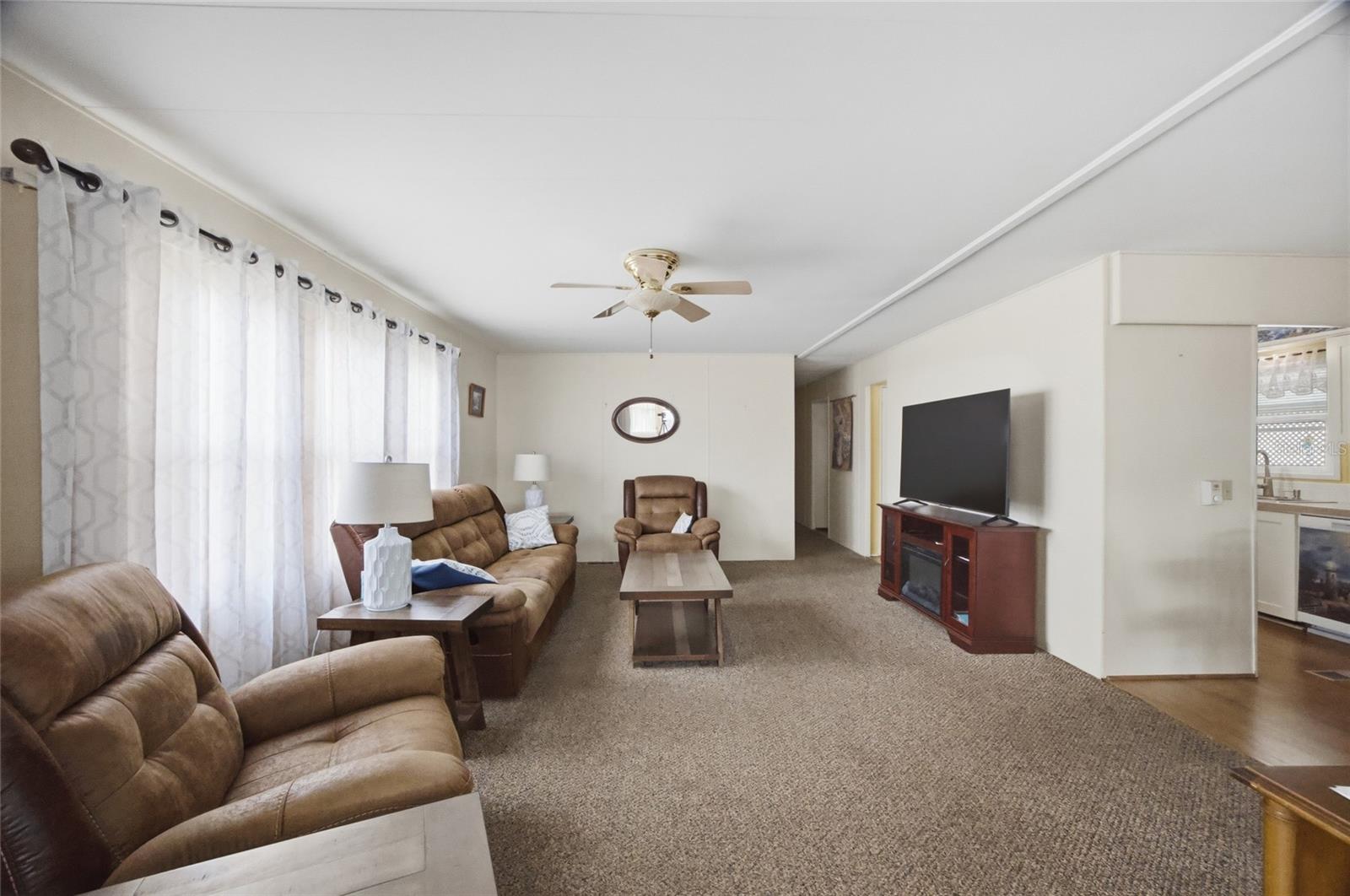 9900 ULMERTON RD #242, LARGO, FL, 33771