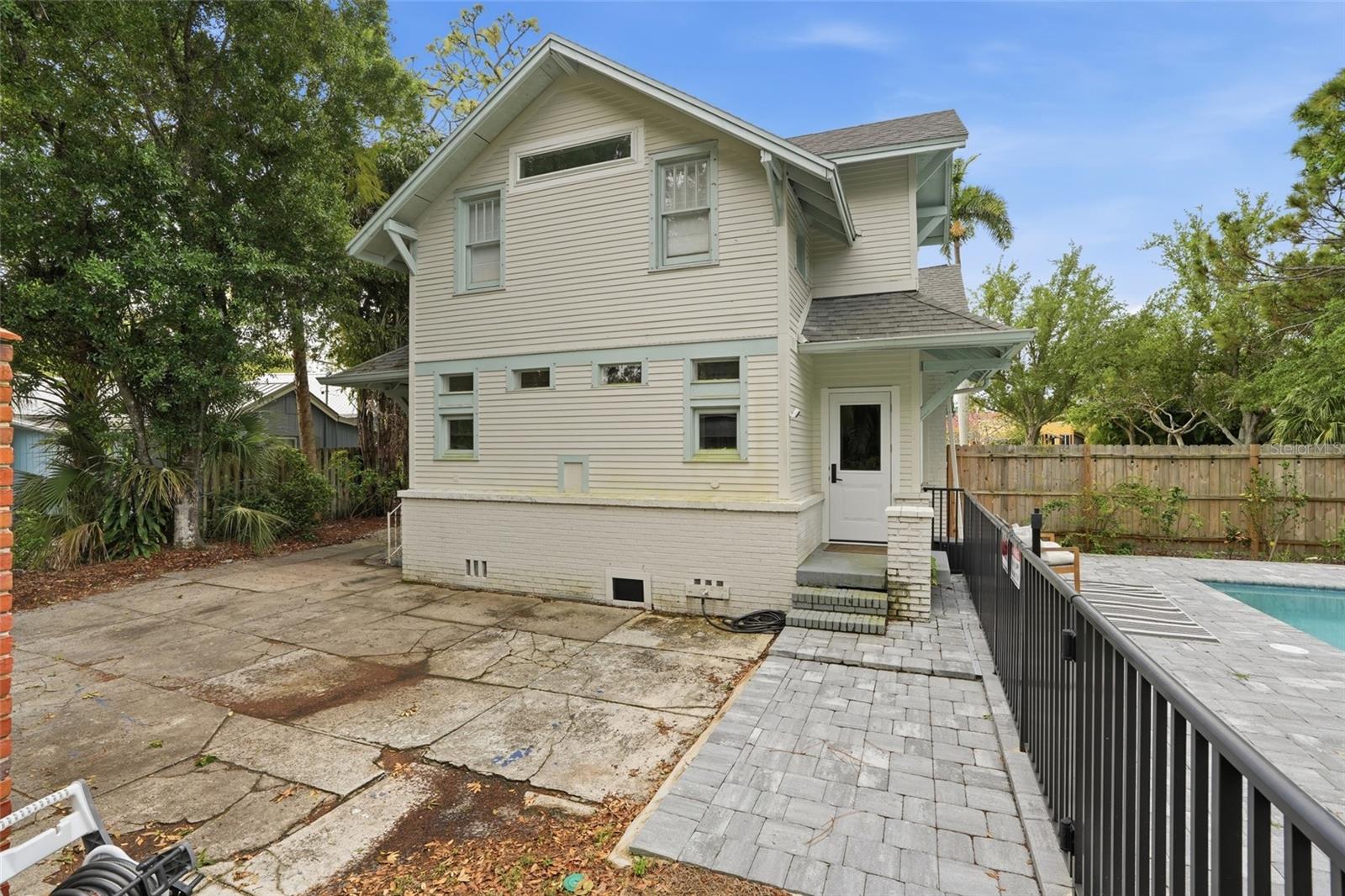 1473 BARCELONA AVE, FORT MYERS, FL, 33901