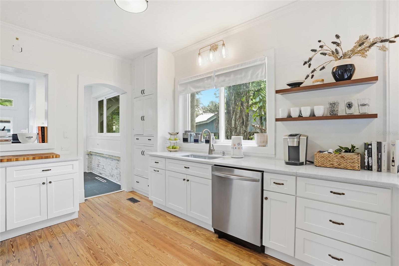 1473 BARCELONA AVE, FORT MYERS, FL, 33901