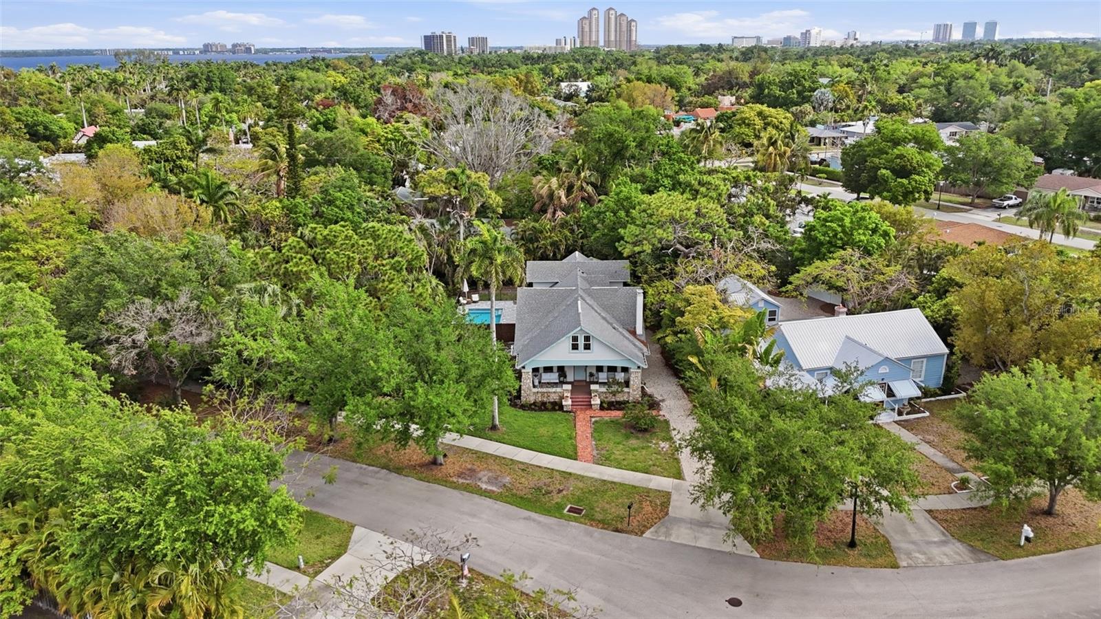 1473 BARCELONA AVE, FORT MYERS, FL, 33901