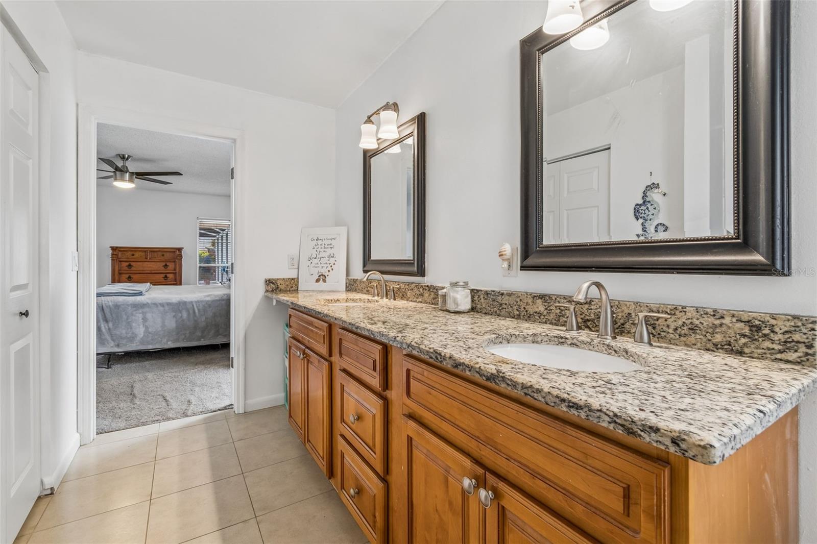 3708 SAND PEBBLE DR, VALRICO, FL, 33596