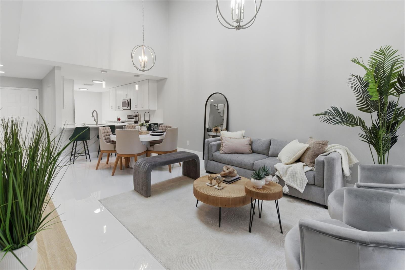 8044 SANDPOINT BLVD, ORLANDO, FL, 32819