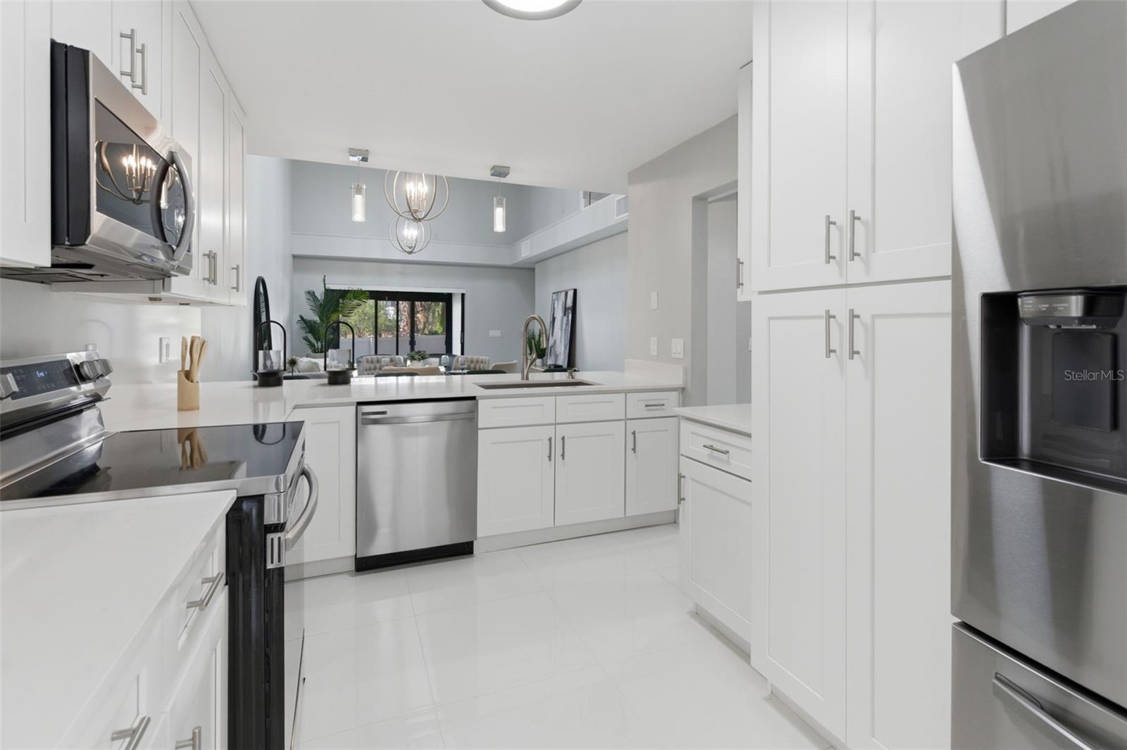 8044 SANDPOINT BLVD, ORLANDO, FL, 32819