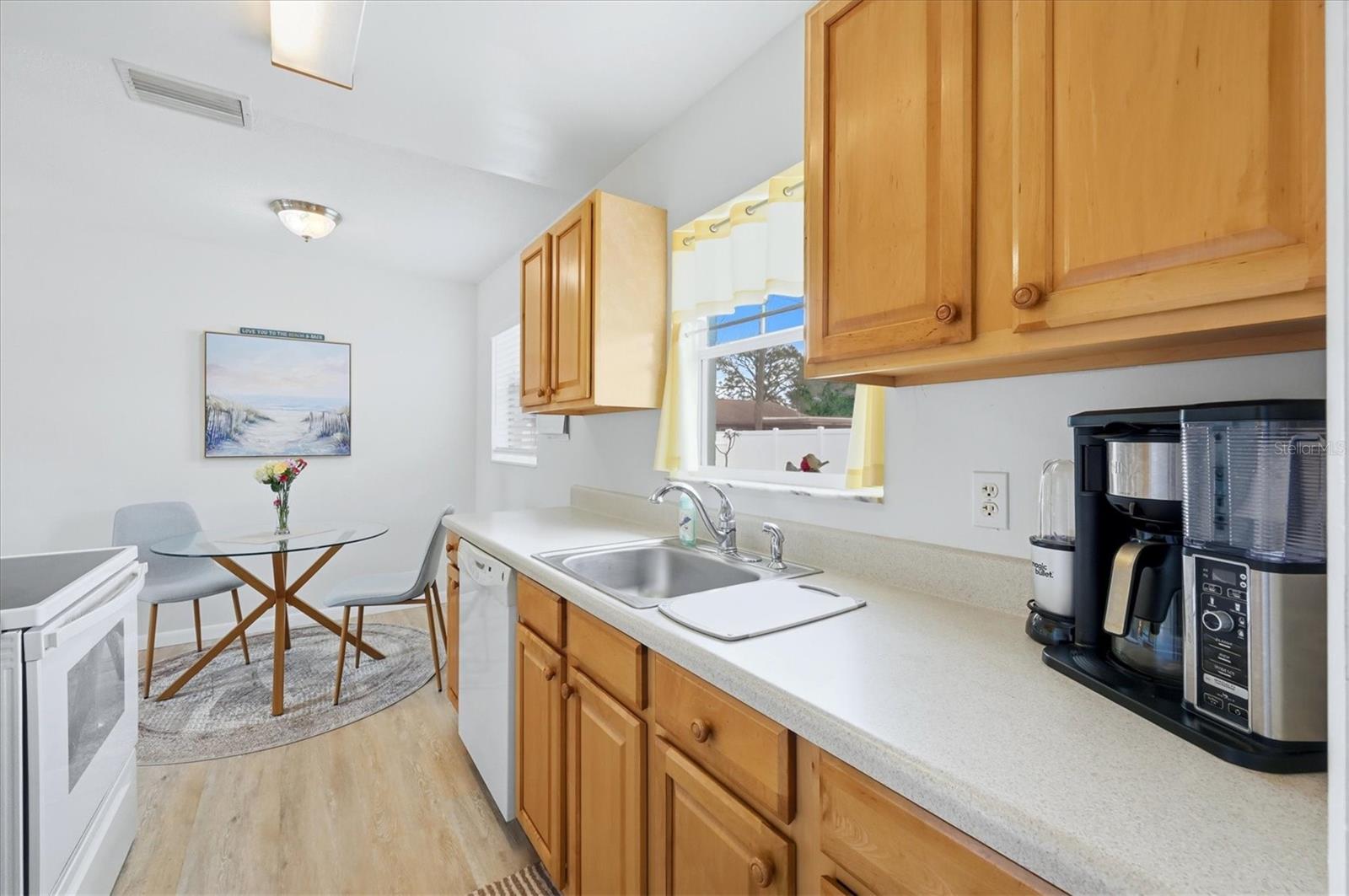 723 S BRINK AVE, SARASOTA, FL, 34237