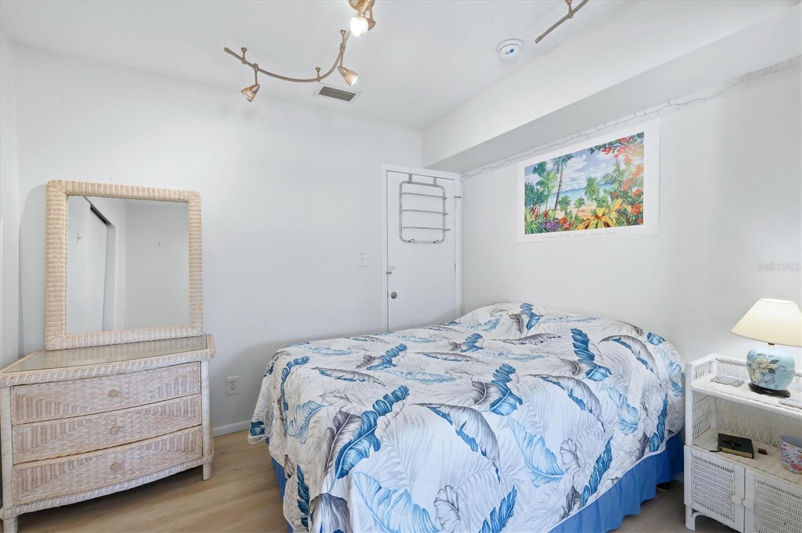 723 S BRINK AVE, SARASOTA, FL, 34237