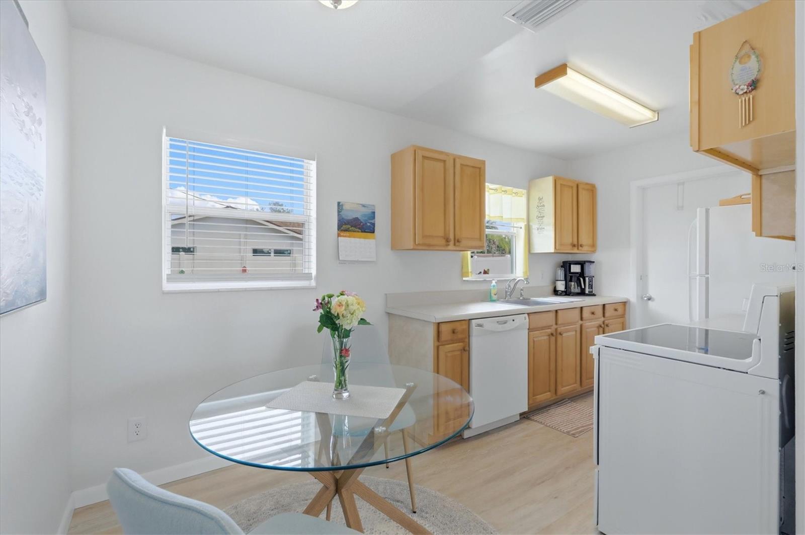 723 S BRINK AVE, SARASOTA, FL, 34237