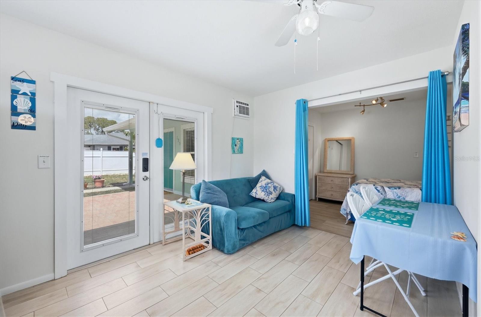 723 S BRINK AVE, SARASOTA, FL, 34237