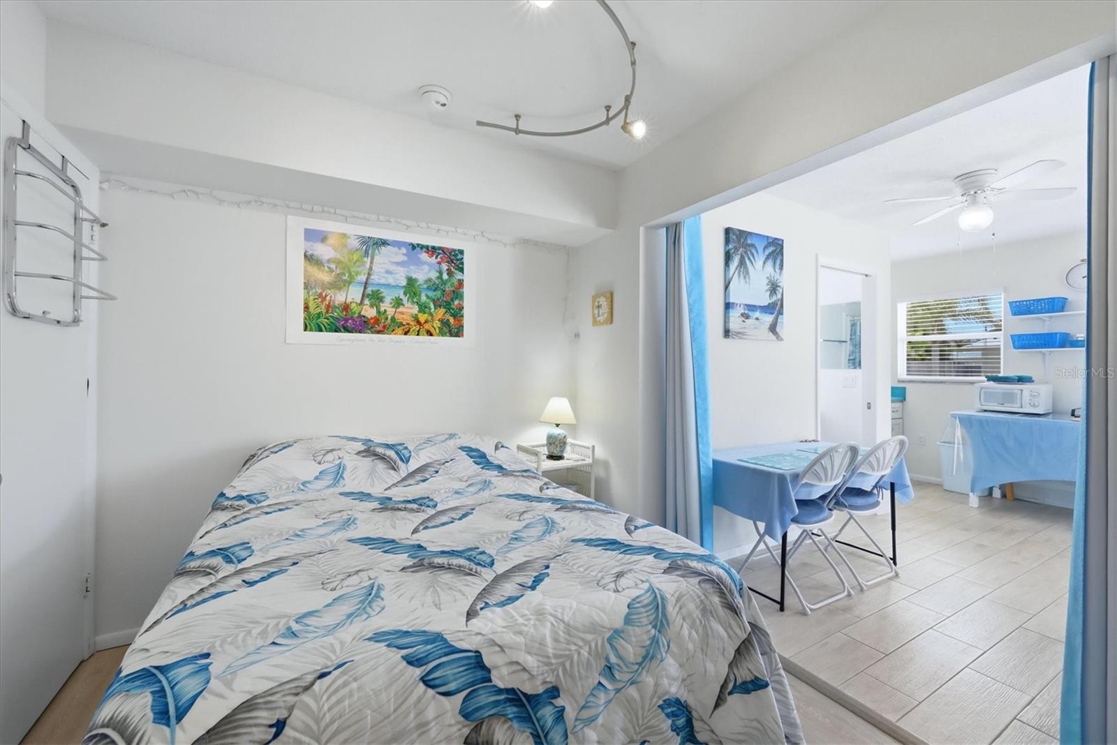 723 S BRINK AVE, SARASOTA, FL, 34237