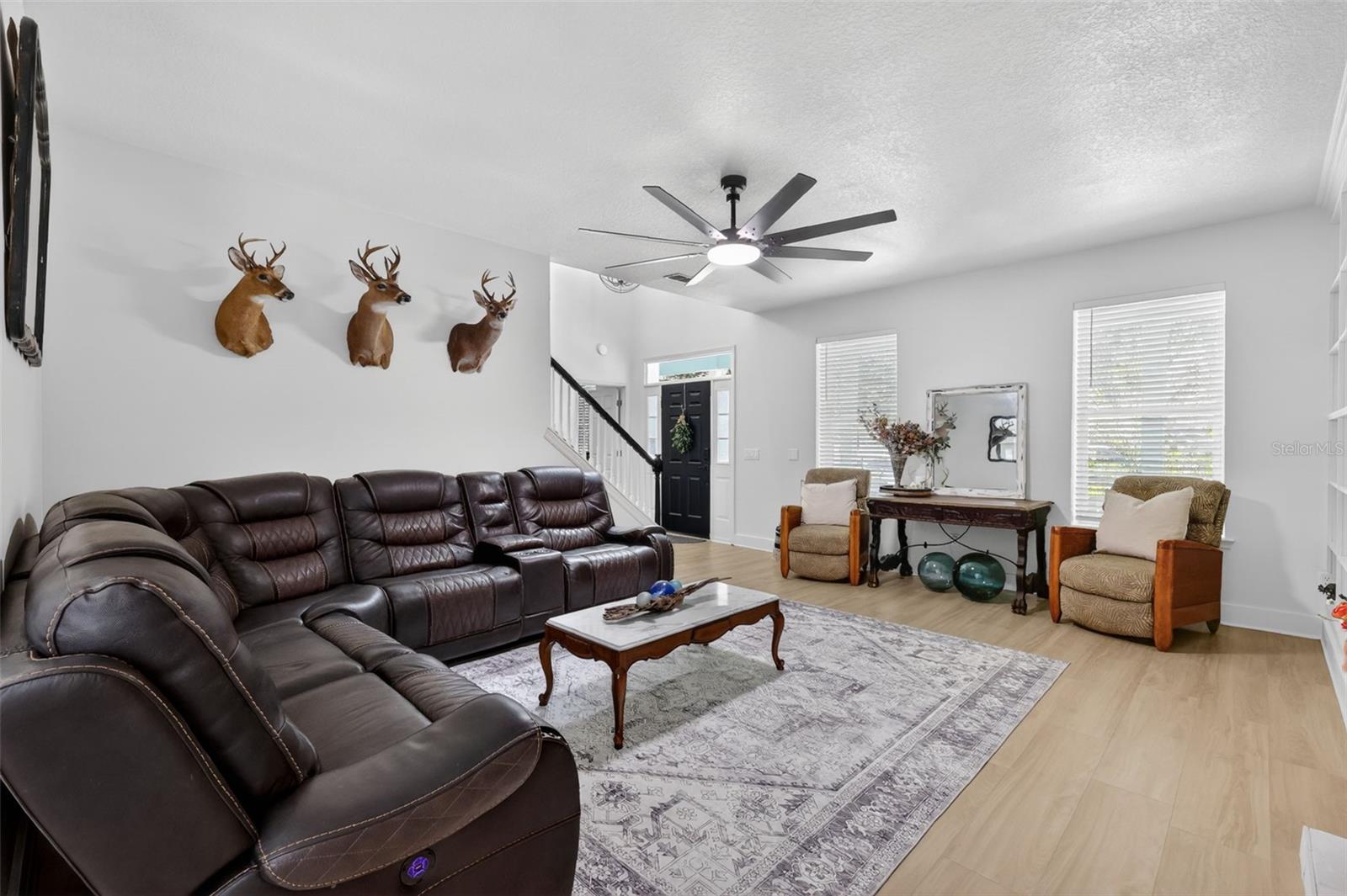 250 N WALKER ST, OAKLAND, FL, 34760