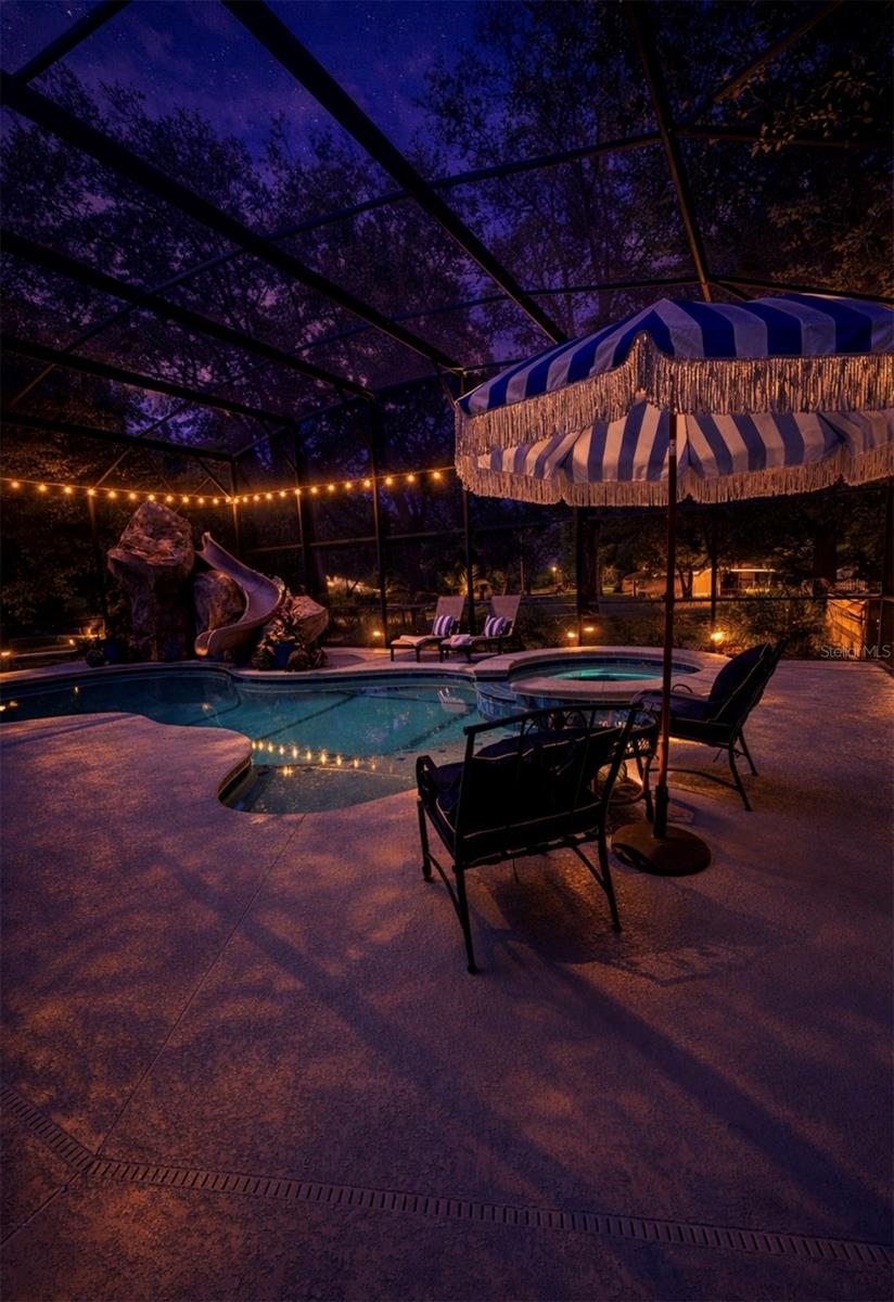 250 N WALKER ST, OAKLAND, FL, 34760