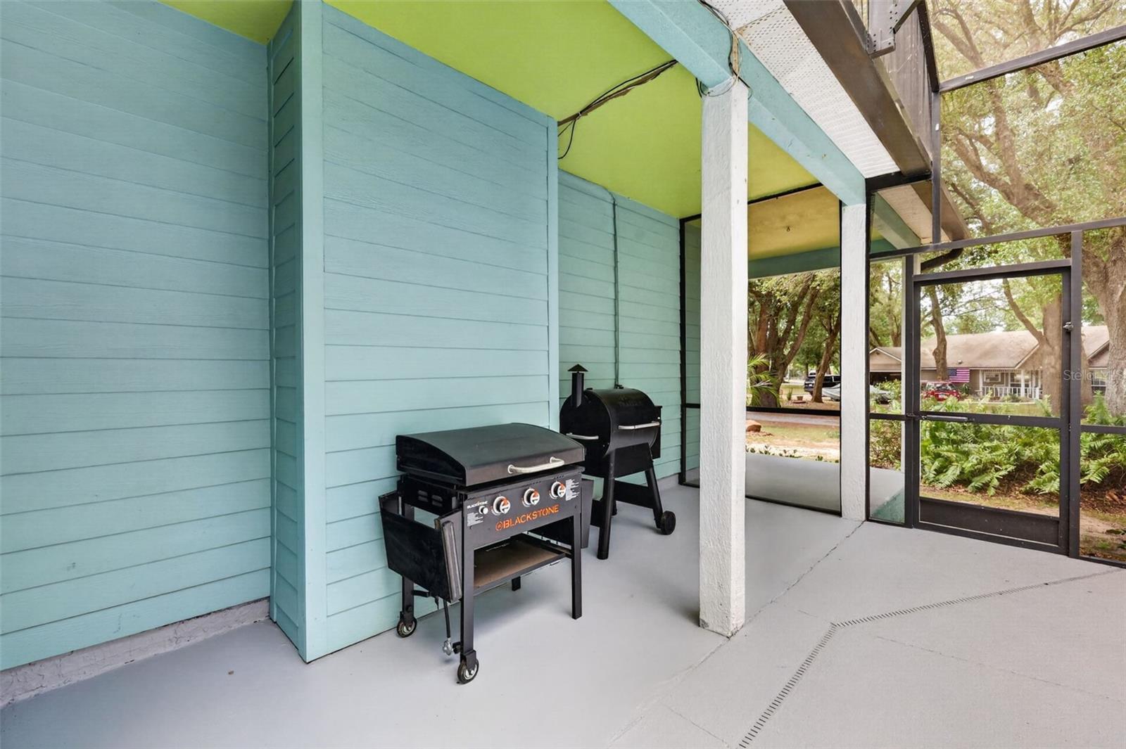 250 N WALKER ST, OAKLAND, FL, 34760