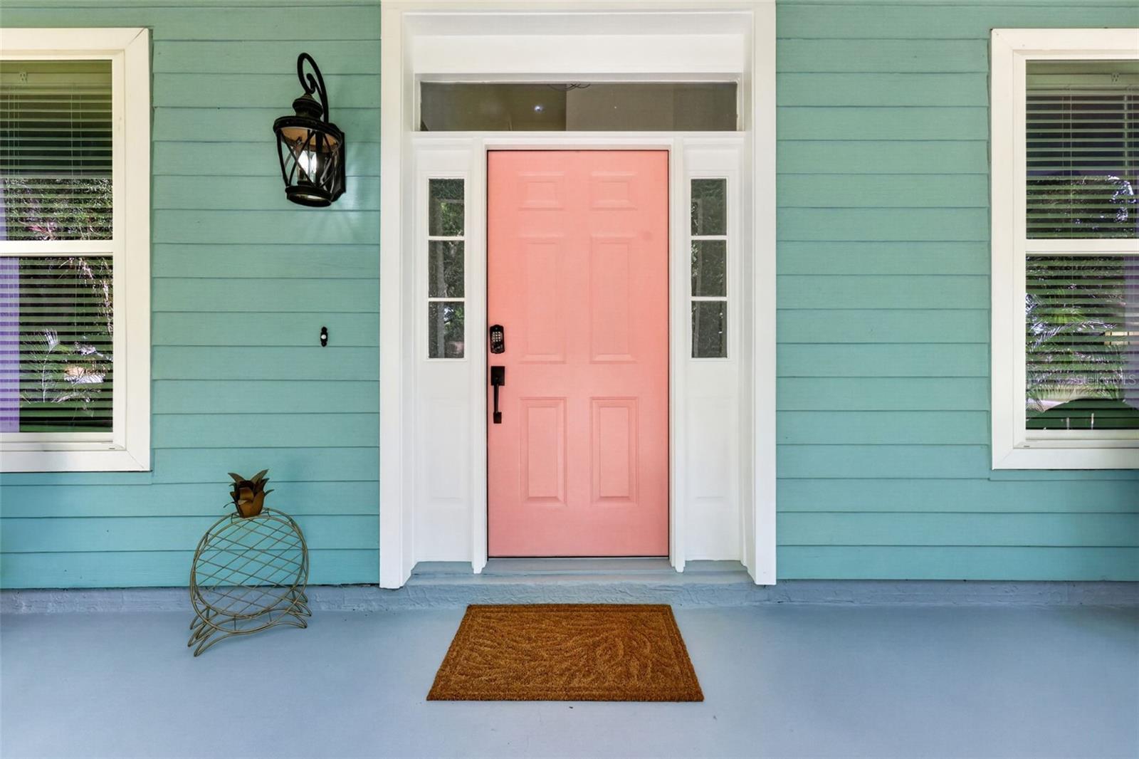 250 N WALKER ST, OAKLAND, FL, 34760