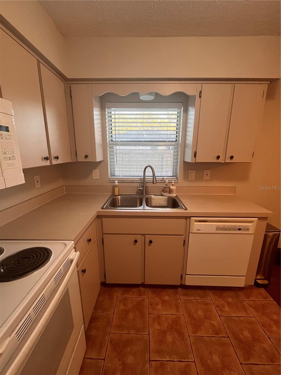 312 DEBORAH AVE, LEESBURG, FL, 34748