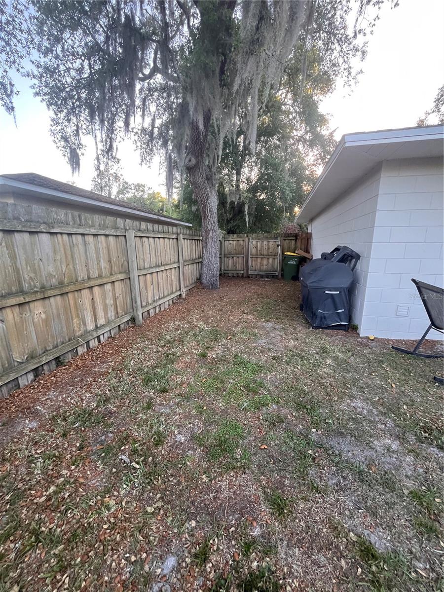 312 DEBORAH AVE, LEESBURG, FL, 34748
