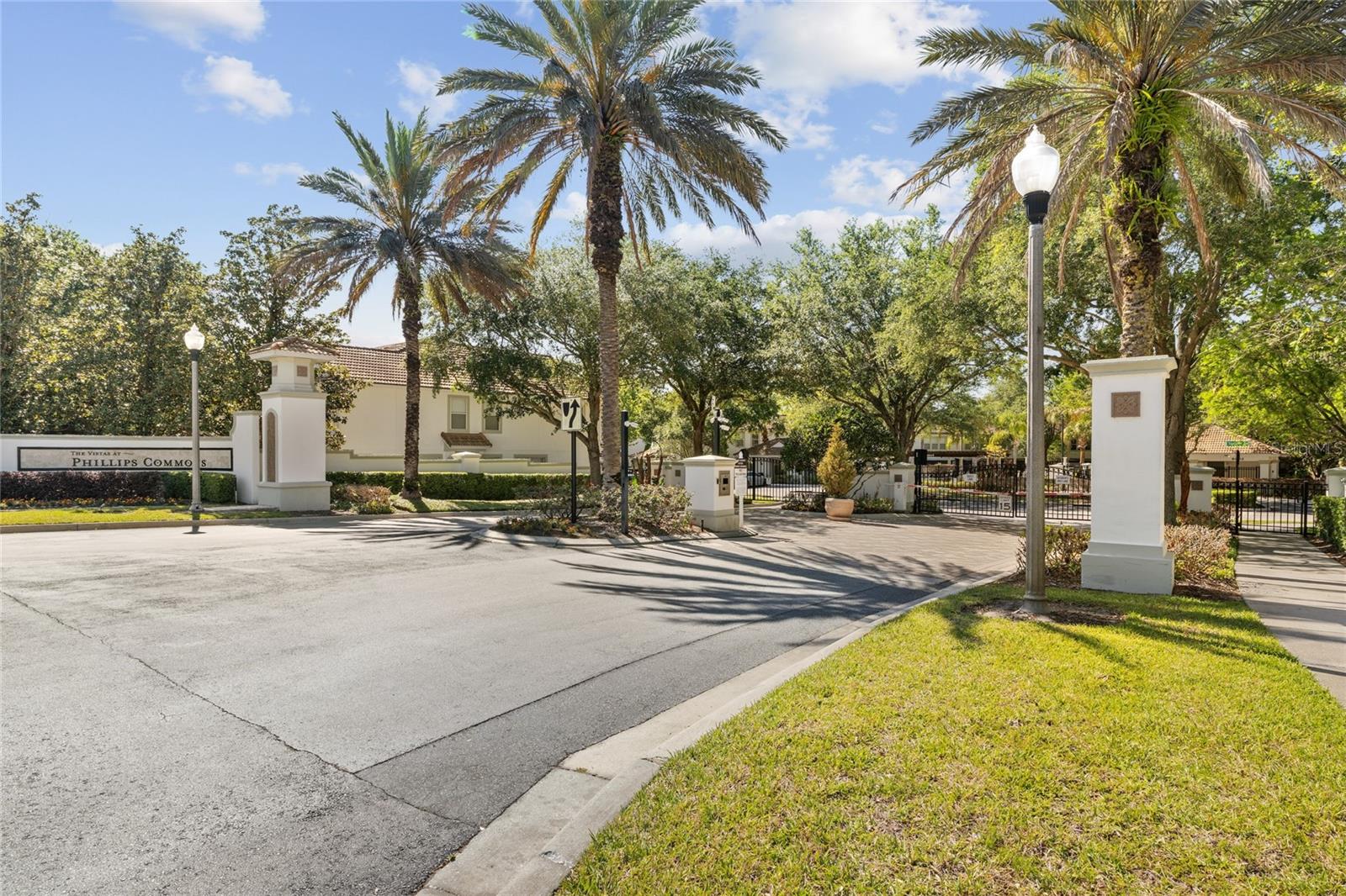 6906 HOCHAD DR, ORLANDO, FL, 32819