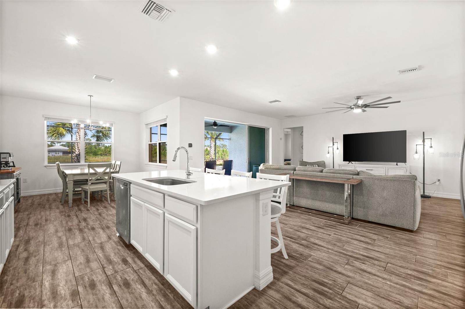 16081 PENNYROYAL LN, PUNTA GORDA, FL, 33982