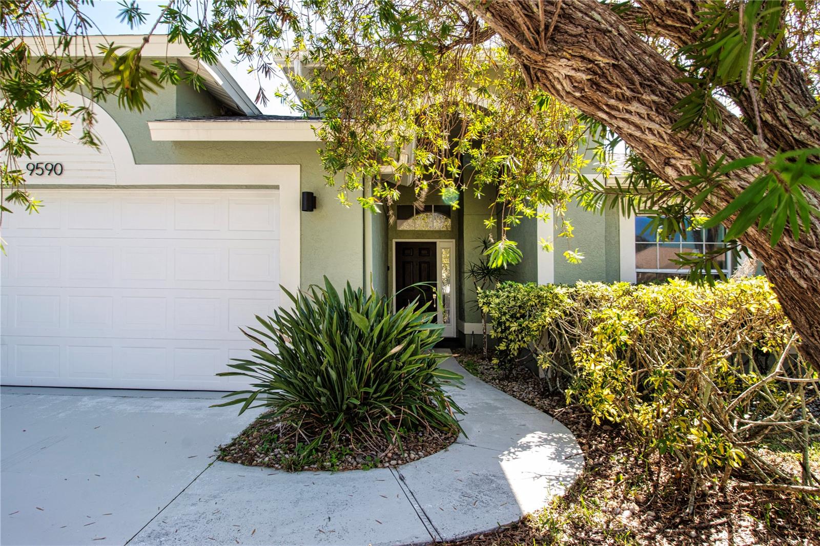 9590 KNIGHTSBRIDGE CIR, SARASOTA, FL, 34238