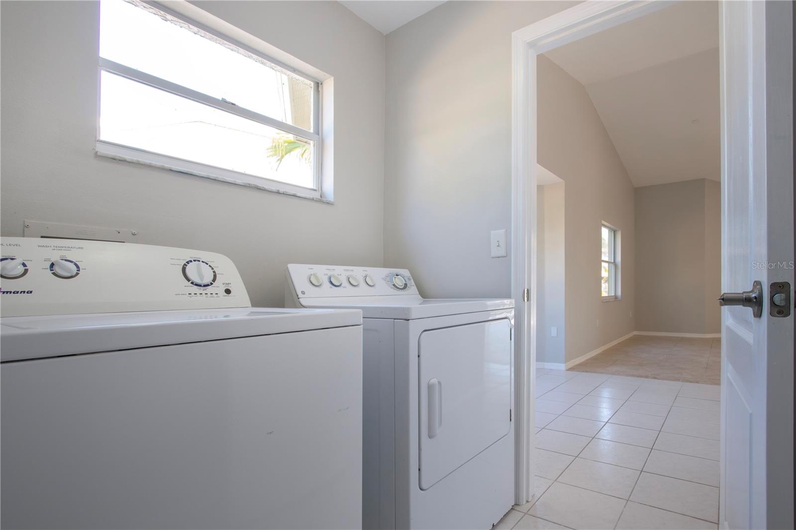 9590 KNIGHTSBRIDGE CIR, SARASOTA, FL, 34238