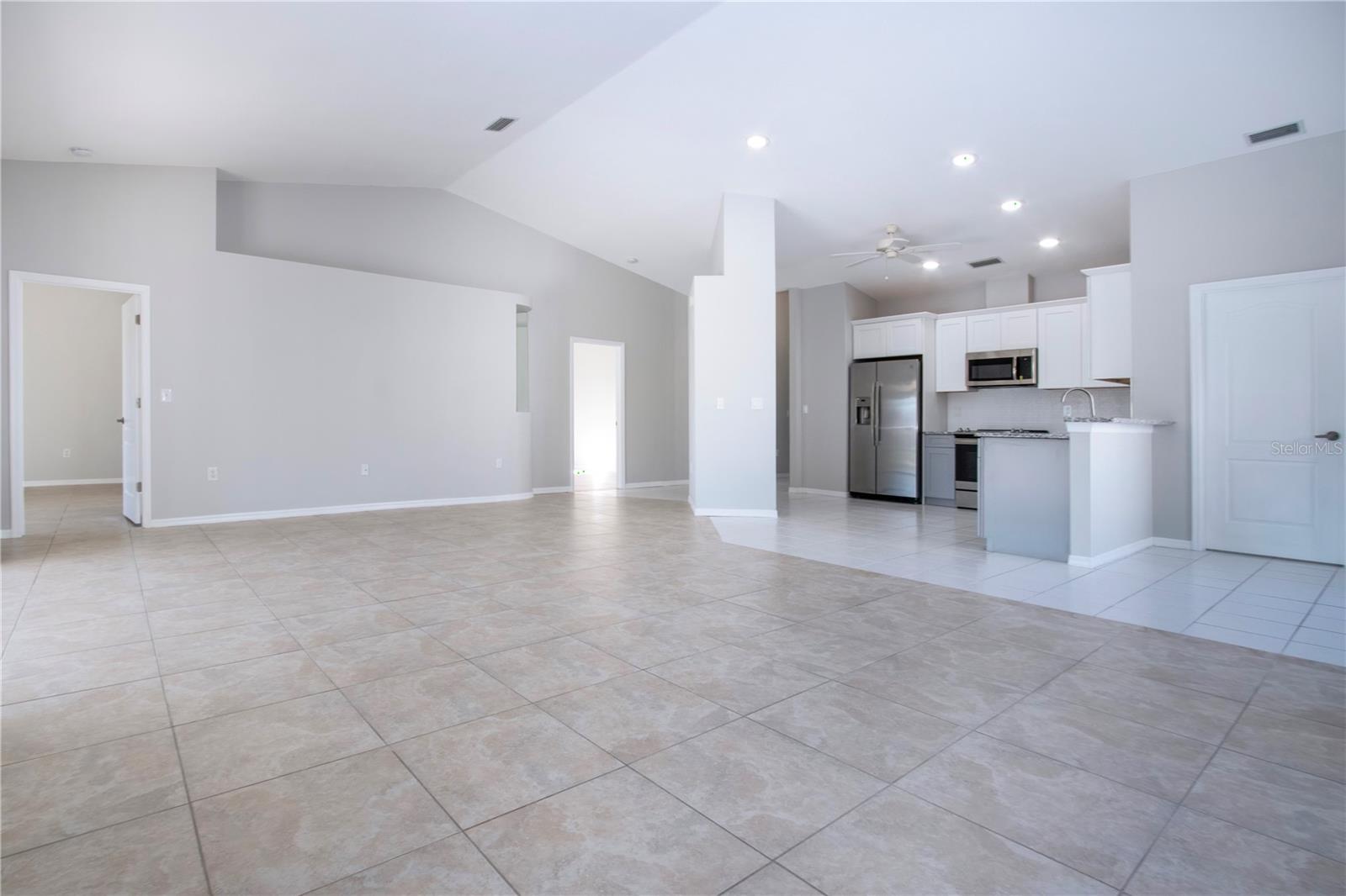 9590 KNIGHTSBRIDGE CIR, SARASOTA, FL, 34238