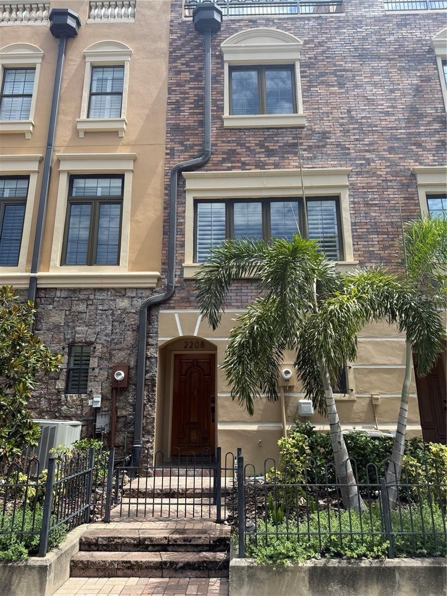 2208 SOHO BAY CT, TAMPA, FL, 33606