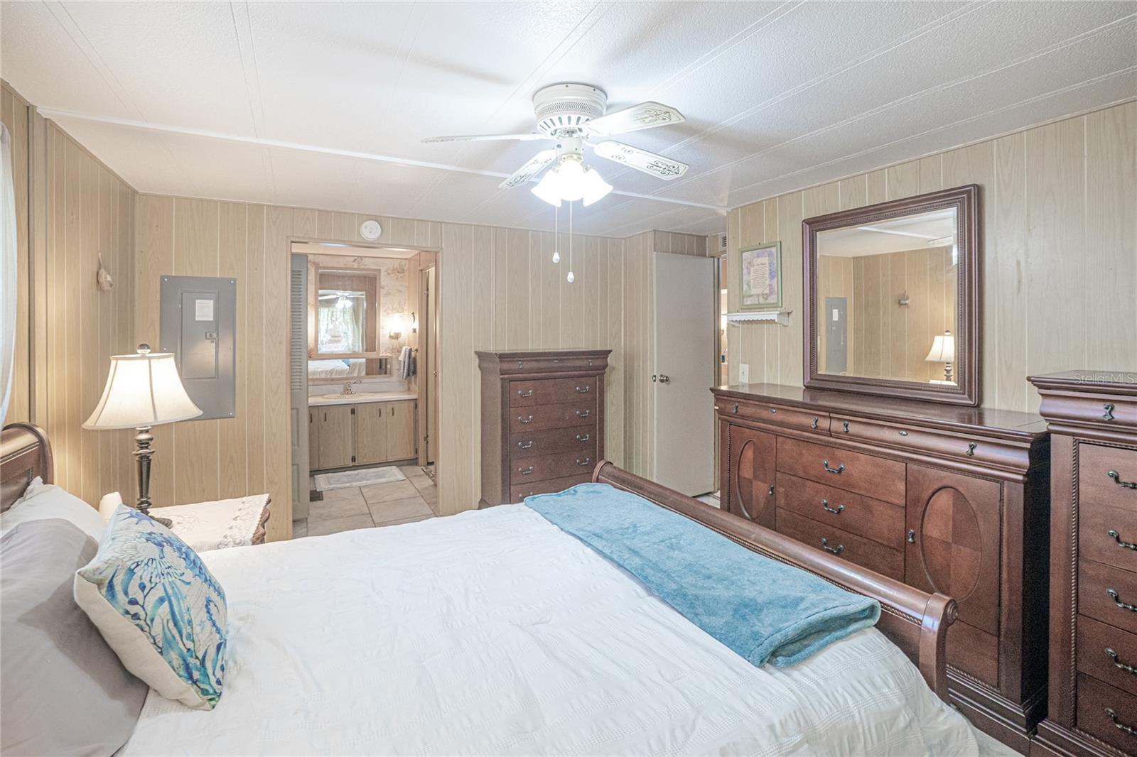 24437 HARBOR VIEW RD #13, PUNTA GORDA, FL, 33980