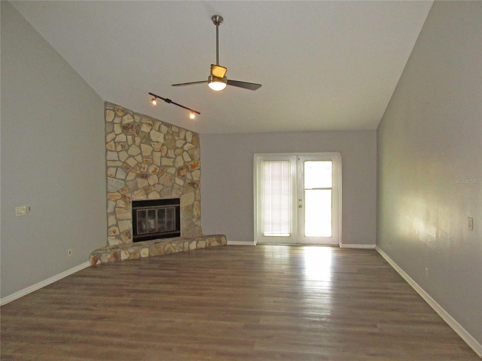 22646 WEEKS BLVD, LAND O LAKES, FL, 34639