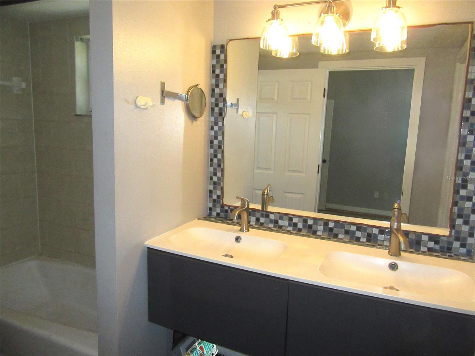 22646 WEEKS BLVD, LAND O LAKES, FL, 34639