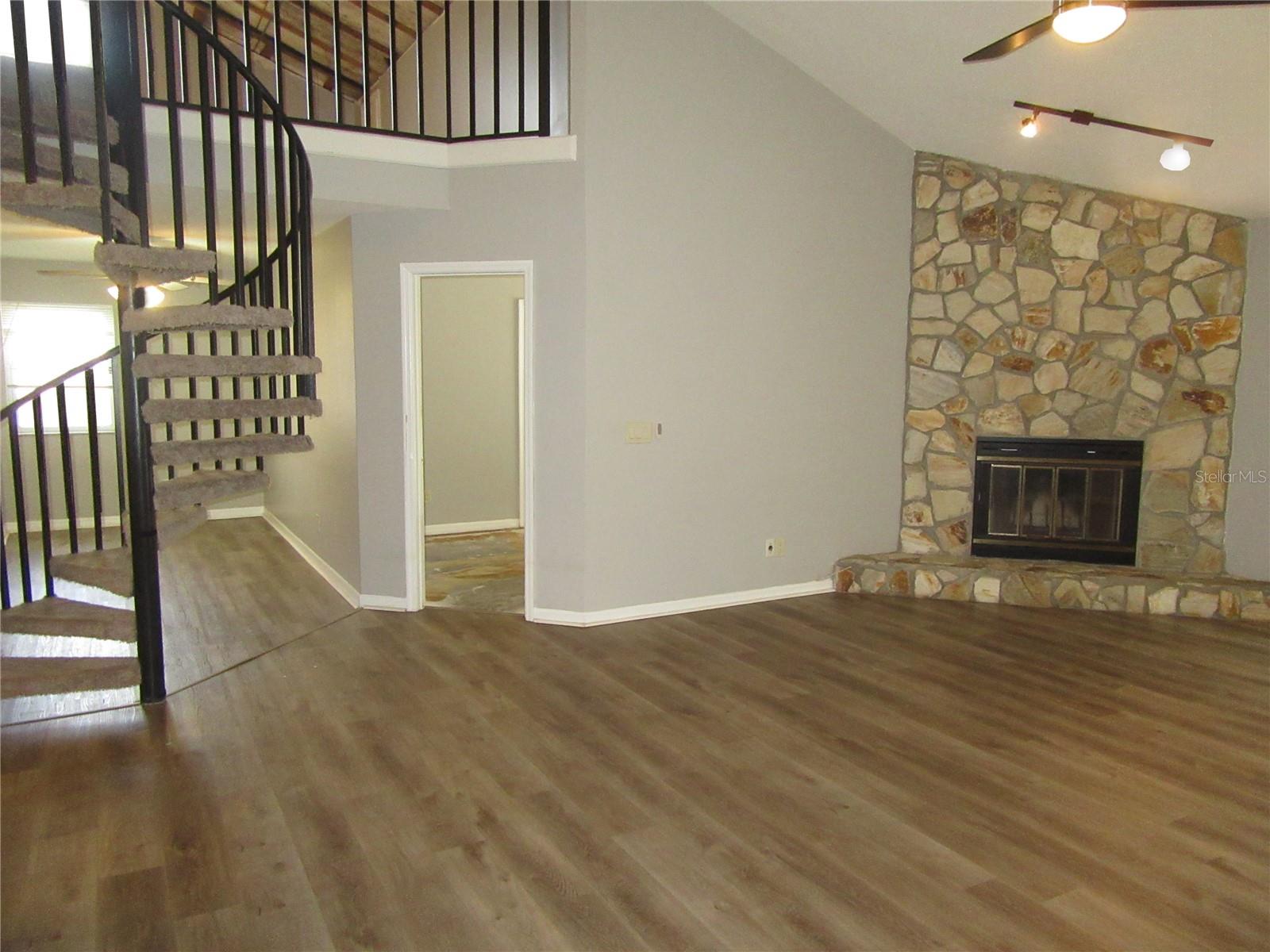 22646 WEEKS BLVD, LAND O LAKES, FL, 34639