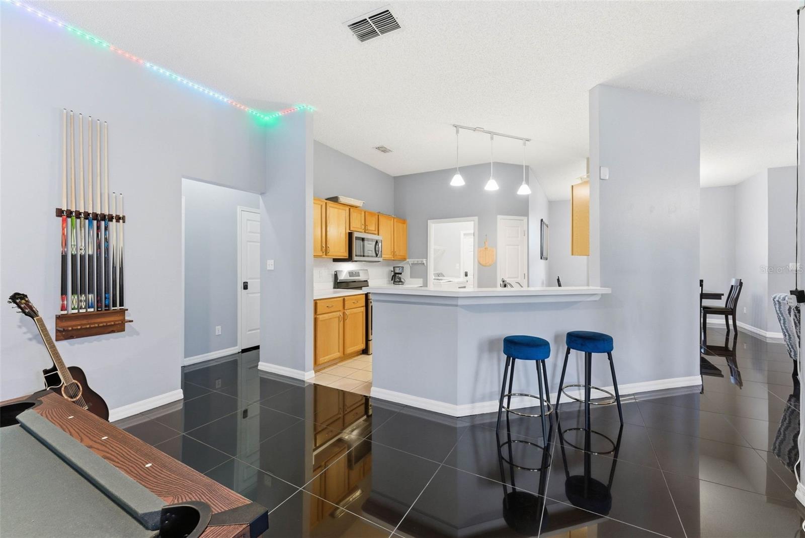 1813 CROSSWELL CT, ORLANDO, FL, 32837